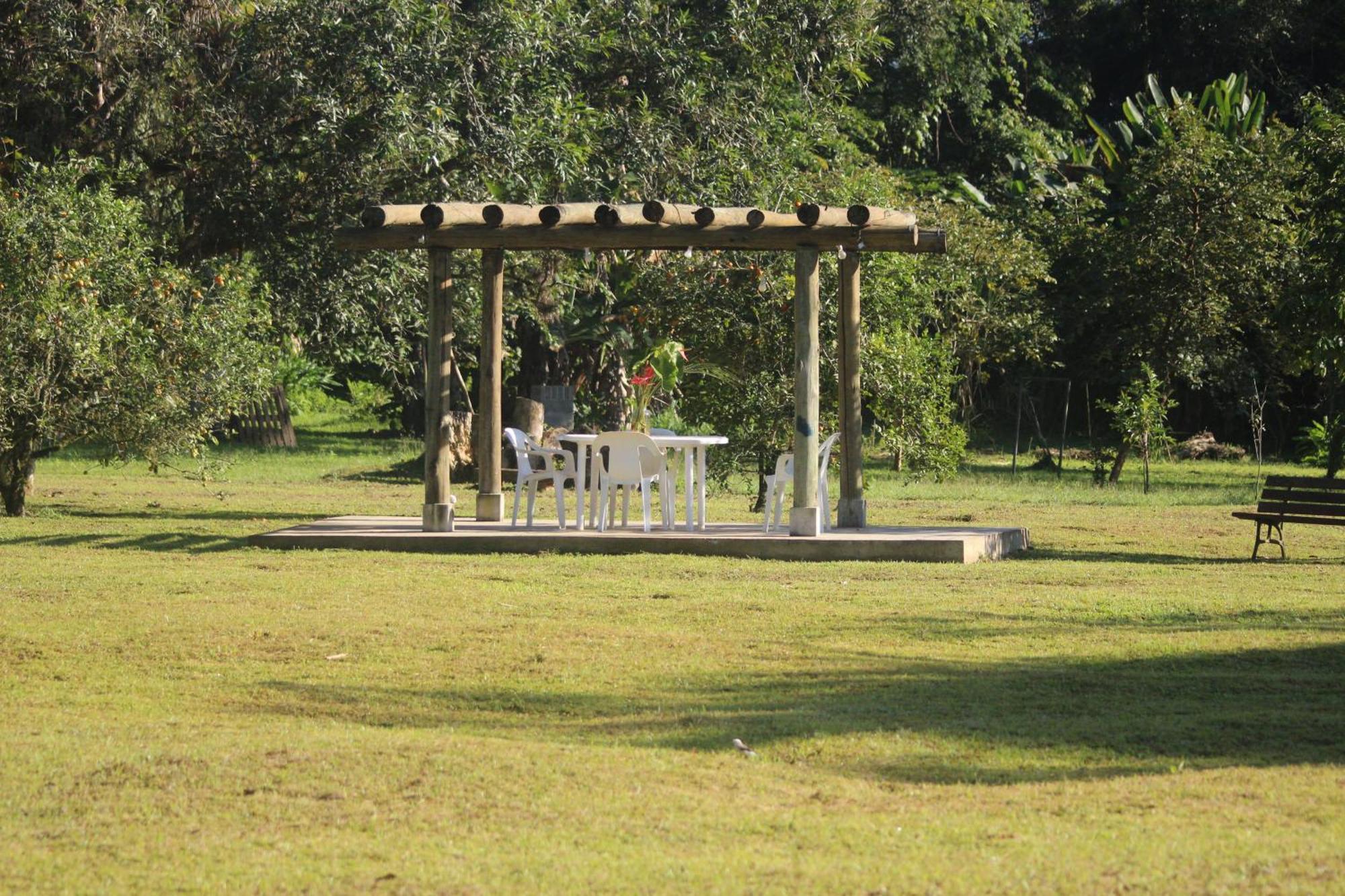 Ecoisa De Chacara - Casa De Vidro, Casa De Campo Morretes Esterno foto